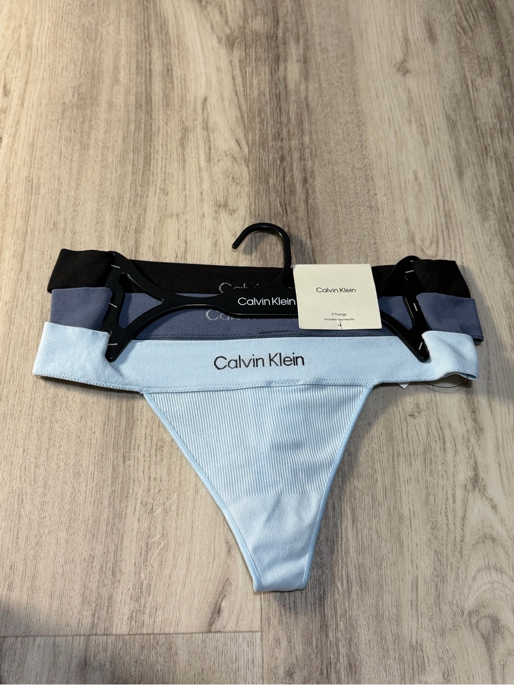 Calvin Klein 3-Pack Ribbed Thong Set - Light Blue, Navy, Black